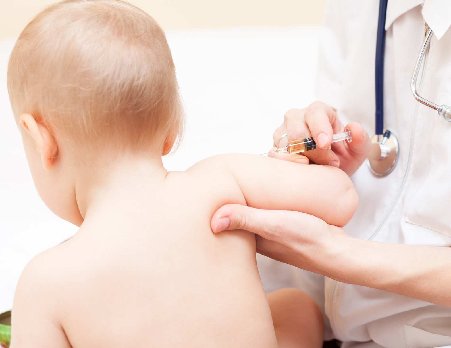 Vacunación antigripal para bebés entre 6 y 24 meses